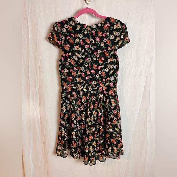 BETSY Johnson floral print cap sleeve dress - Picture 4 of 4